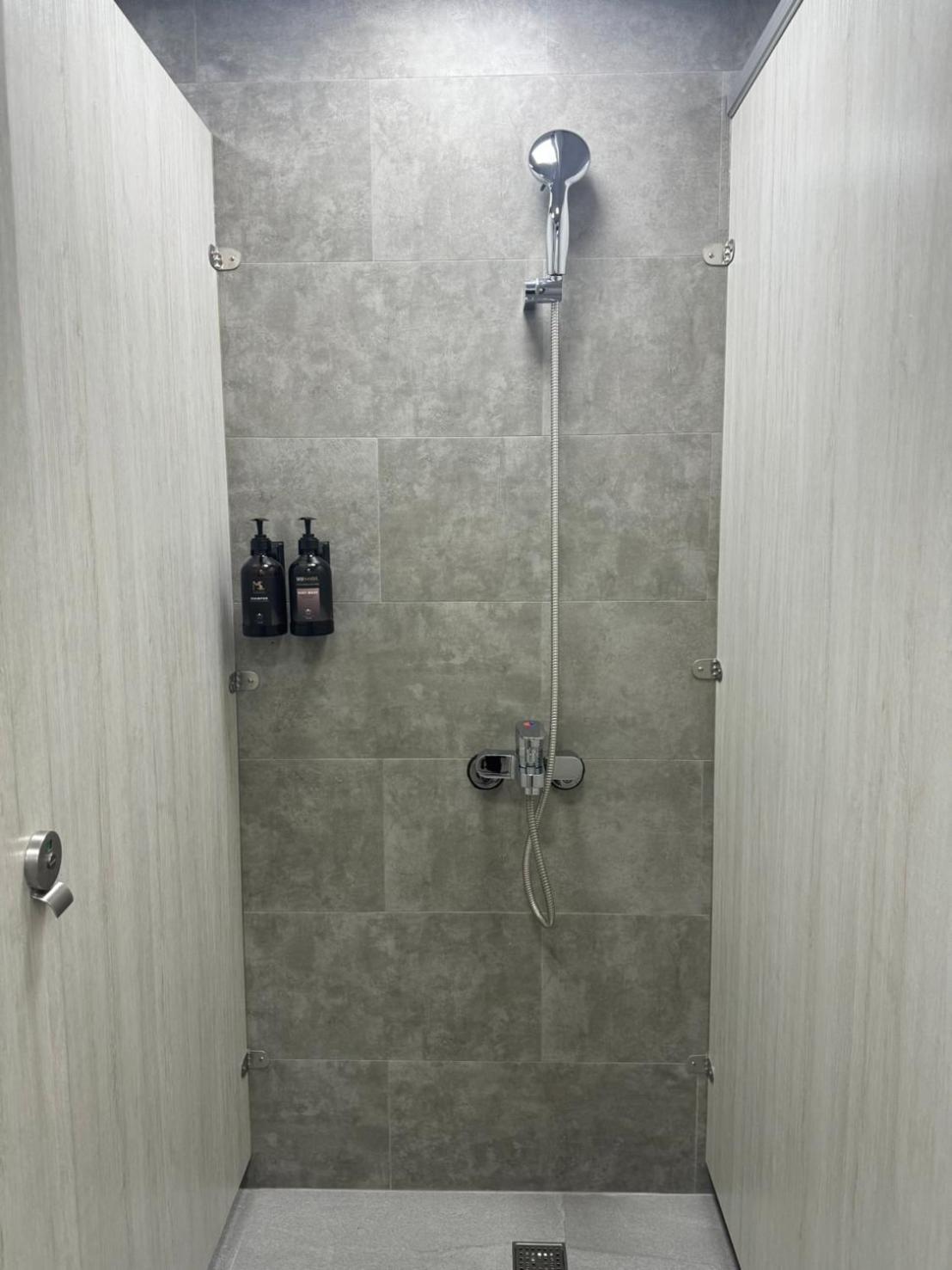 Just Live Hostel Taipei Luaran gambar