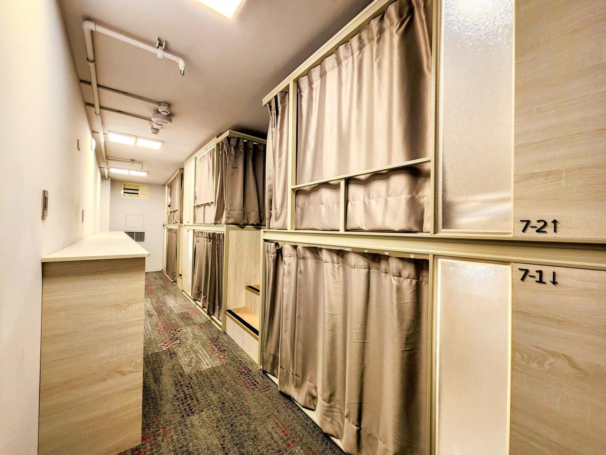 Just Live Hostel Taipei Luaran gambar