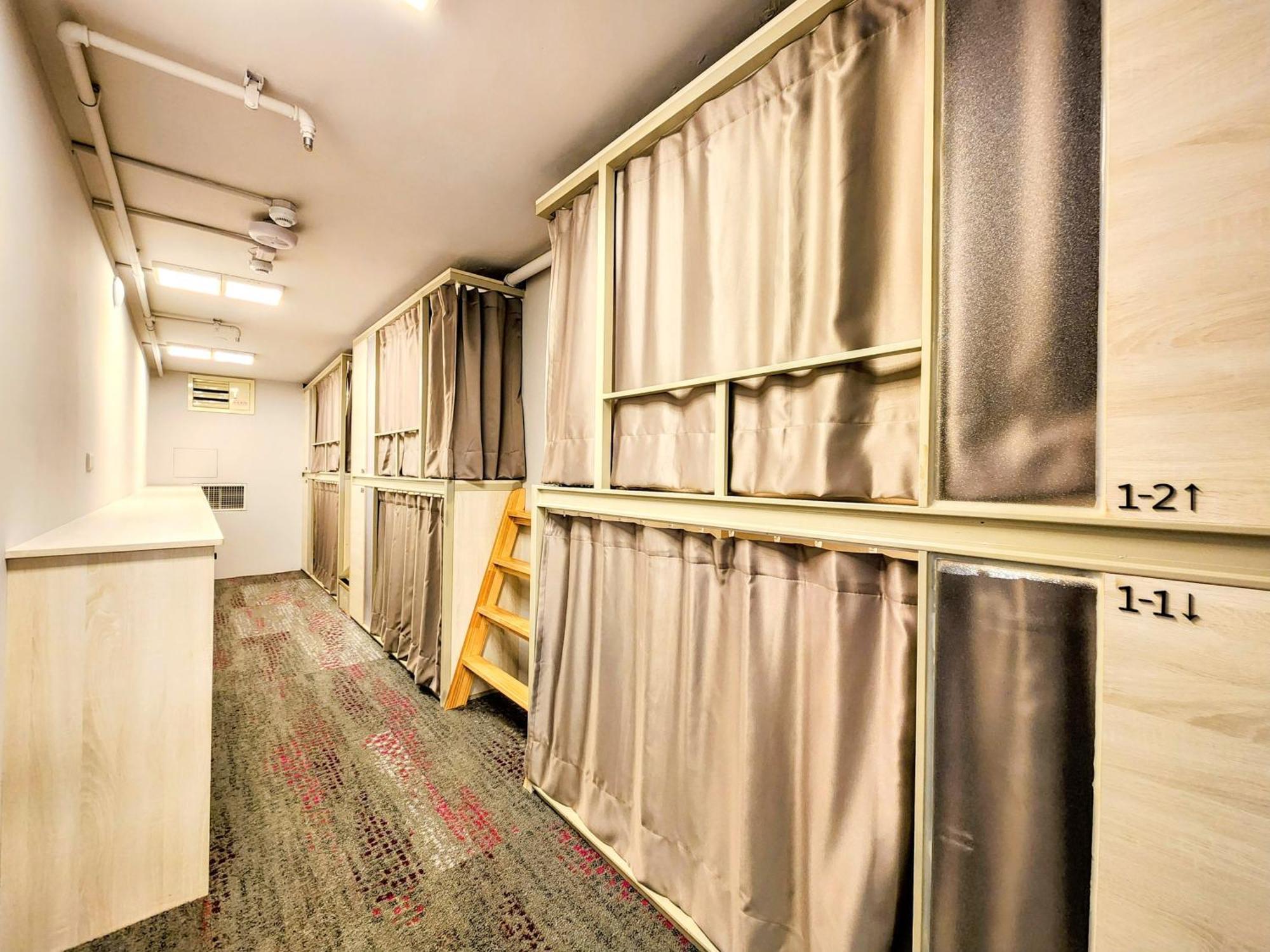 Just Live Hostel Taipei Luaran gambar