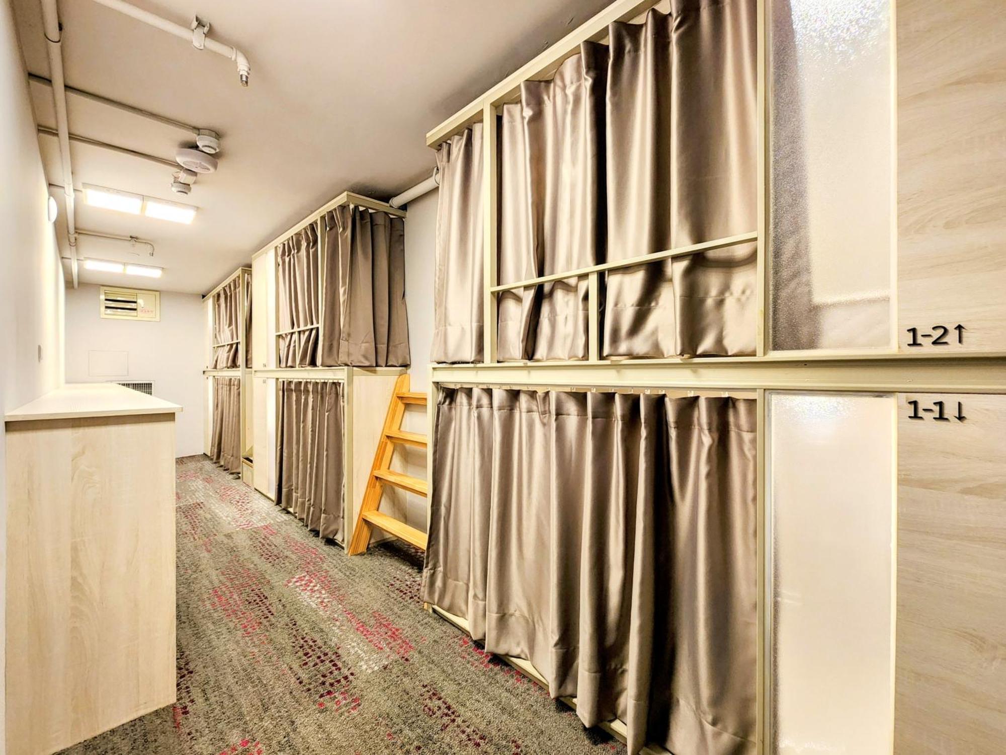 Just Live Hostel Taipei Luaran gambar